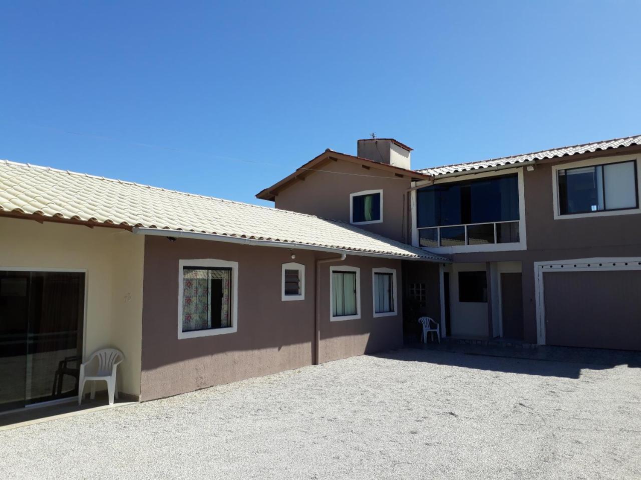 フロリアノポリス Residencial Dona Pretaヴィラ エクステリア 写真